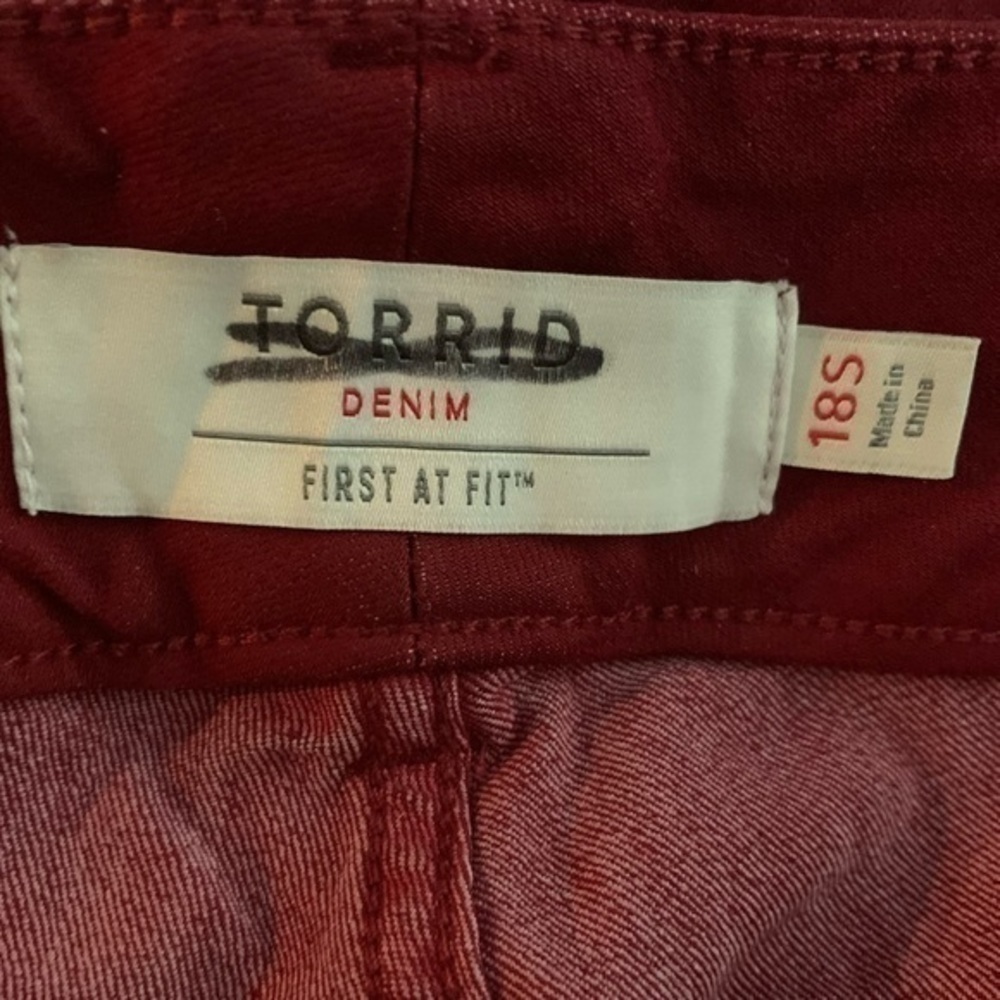 TORRID JEGGING - SUPER STRETCH DARK RED NWOT - Picture 5 of 6